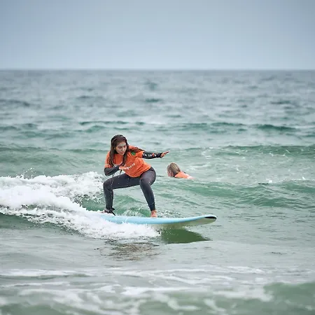 Surf & Sunset House Guest house Peniche