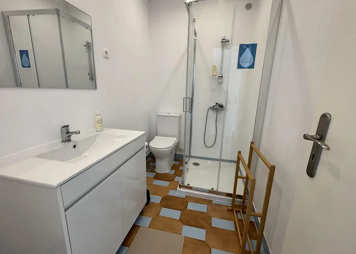 בית הארחה Surf & Sunset House 3*